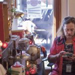 Cre Fuller cashing out a customer through the square app. Vardan Sargsyan | Washtenaw Voice