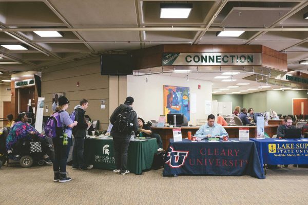 Students at the college transfer fair. Voice Data File