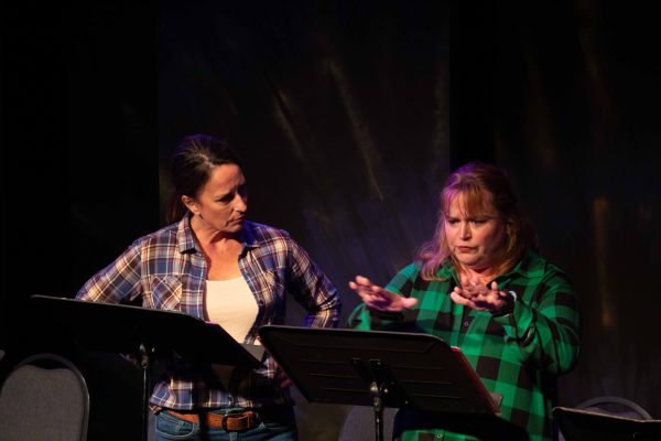 From left to right: Kez Settle (Bev) and Jeanine Thompson (Hildy). Danny Villalobos | Washtenaw Voice