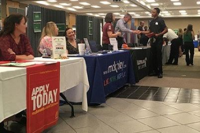 career_fair_thumb_2018-10-22.jpg