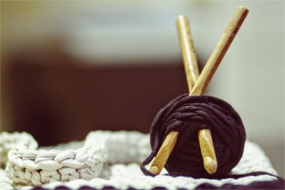 crocheting-yarn-diy-knitting-162499THUMB.jpg